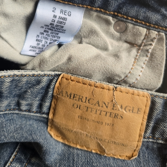 American Eagle Outfitters Flare Jeans - Picture 7 of 7